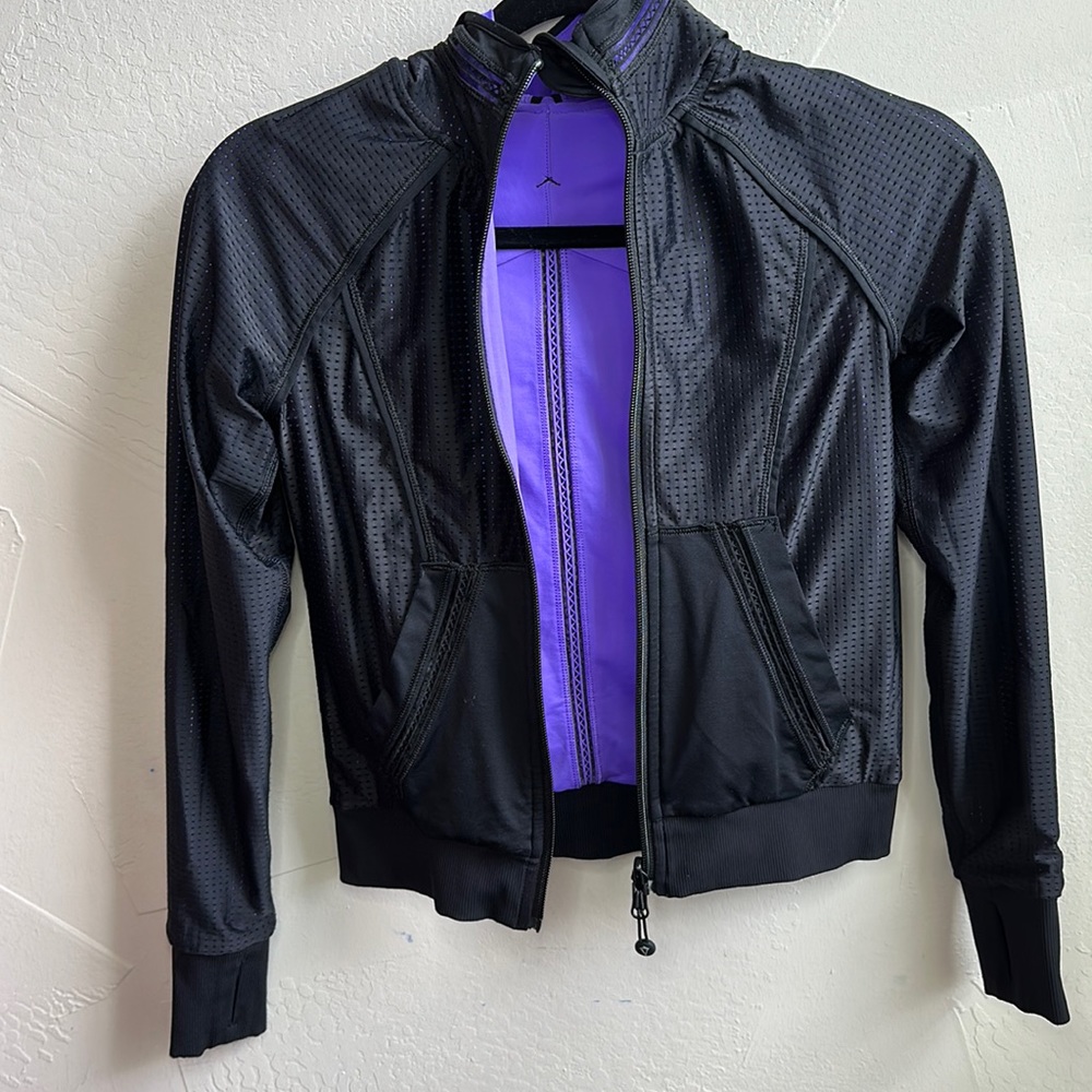 LULULEMON PURPLE & BLACK